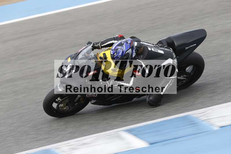 /Archiv-2025/02 28.-31.01.2025 Moto Center Thun Jerez/rot-red/91